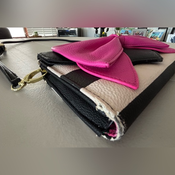 Betsey Johnson | Bow Nanza crossbody handbag - Picture 10 of 16